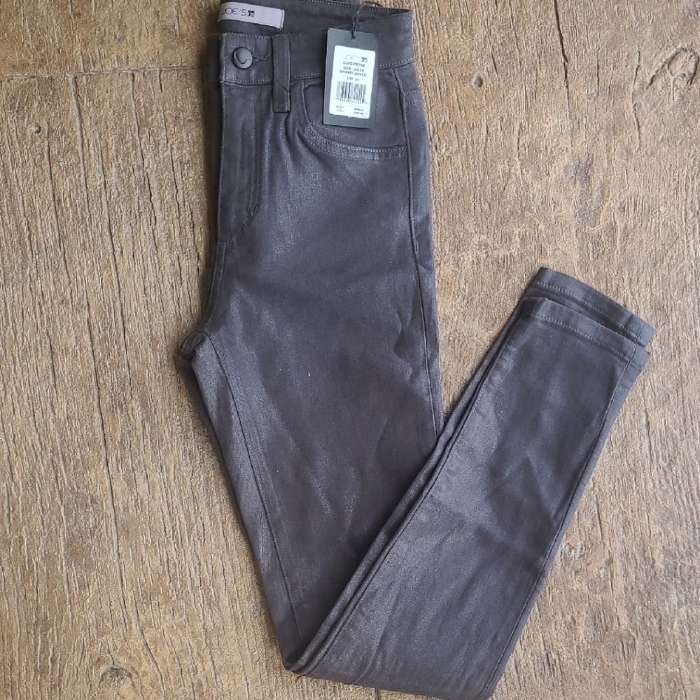 Womans Black Jeans